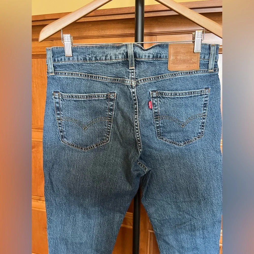 Levi’s Premium Men’s Jeans 511 Slim Medium Wash Blue Size 34